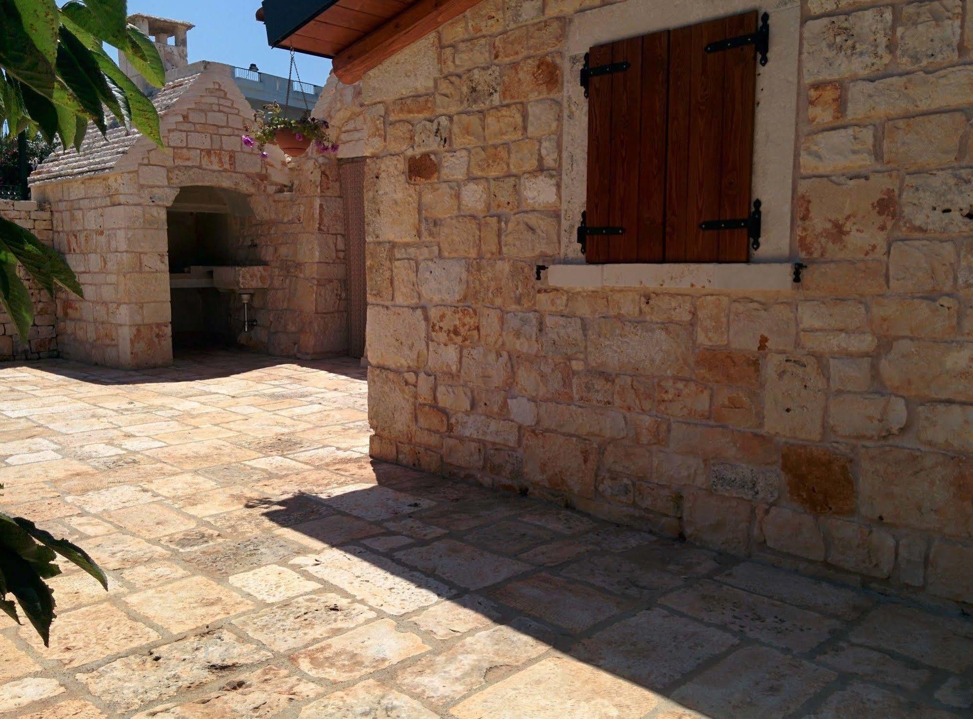 Il Giardino Degli Ulivi Bed & Breakfast Castellana Grotte Exterior photo