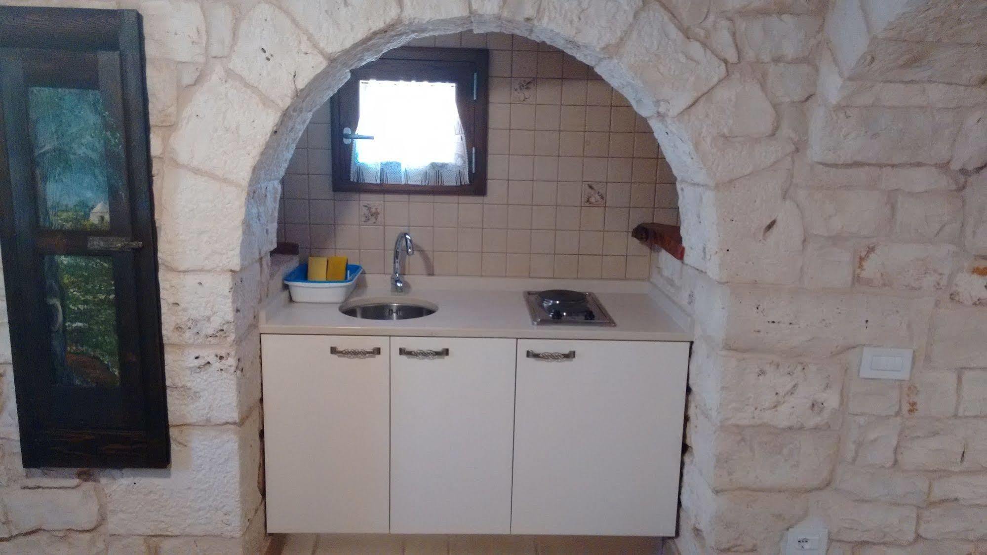 Il Giardino Degli Ulivi Bed & Breakfast Castellana Grotte Exterior photo
